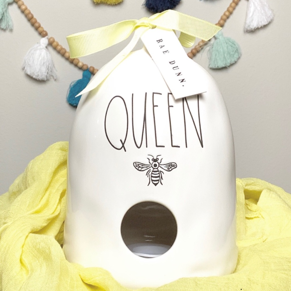 Rae Dunn Queen Bee Birdhouse Hive 🐝